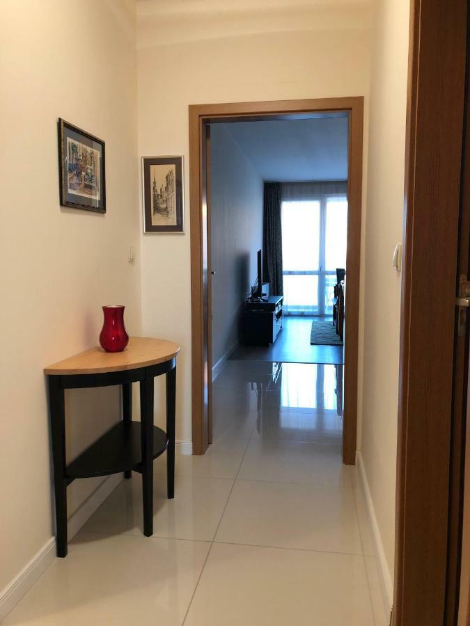 Astoria Apartment Veliko Tŭrnovo Exterior photo
